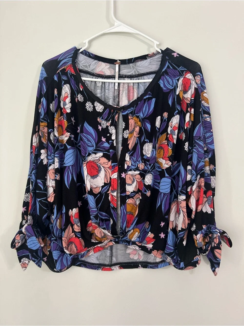 Free People Boho Blouse XS Black Blue Floral Tie Cuff Long Sleeve Button Front